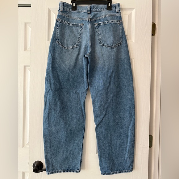 Madewell The Balloon Barrel Leg Jeans with Light Distressing - Picture 5 of 7